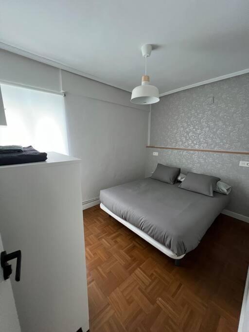 Apartament Piso Acogedor Cerca Del Centro. Burgo Zewnętrze zdjęcie
